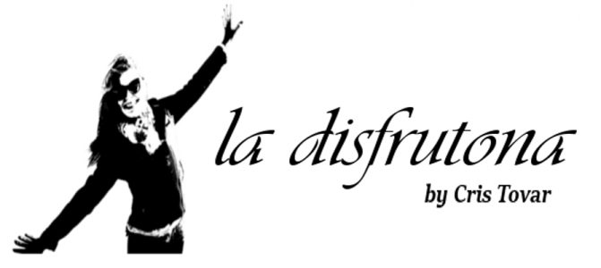 La Disfrutona   by Cris Tovar